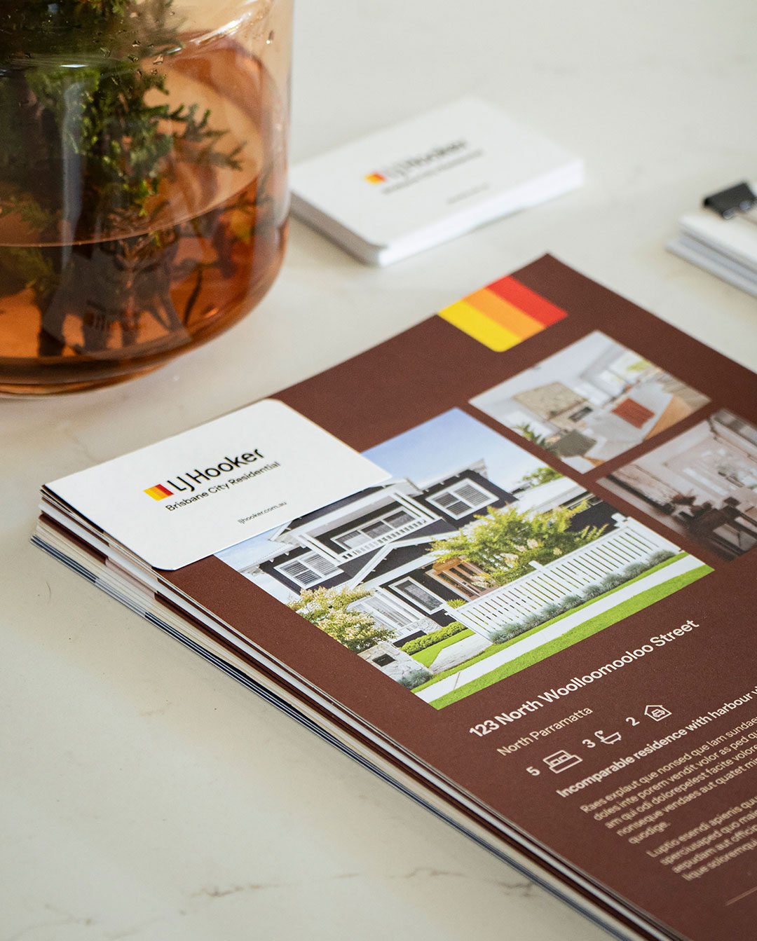 Standard_brochure